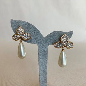 Vintage Leaves Pearl Drop Earrings