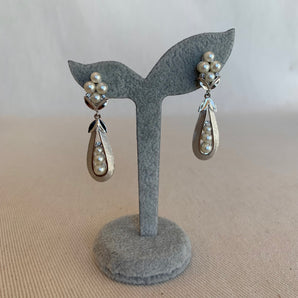 Vintage Trifari Pearl Drop Earrings