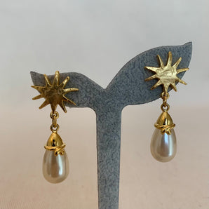 Stardust Earrings with Pearl Drop